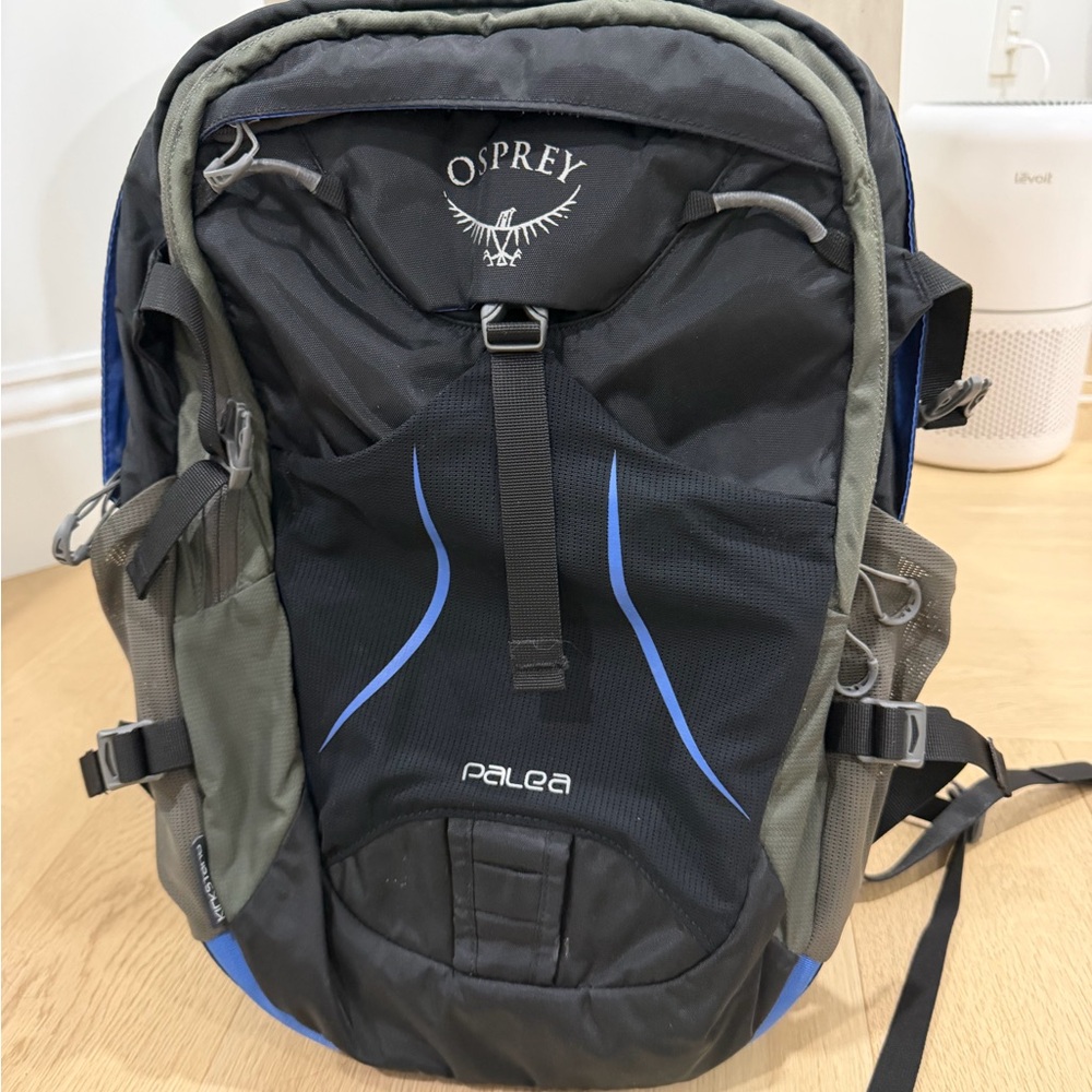 Osprey 26L everyday backpack